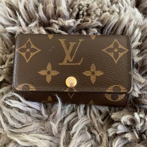 LV key holder✨